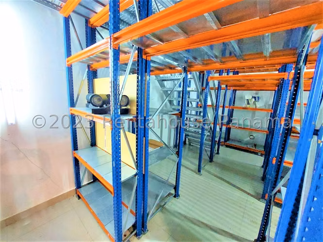 Se Vende Local en Albrook MDV25-9047