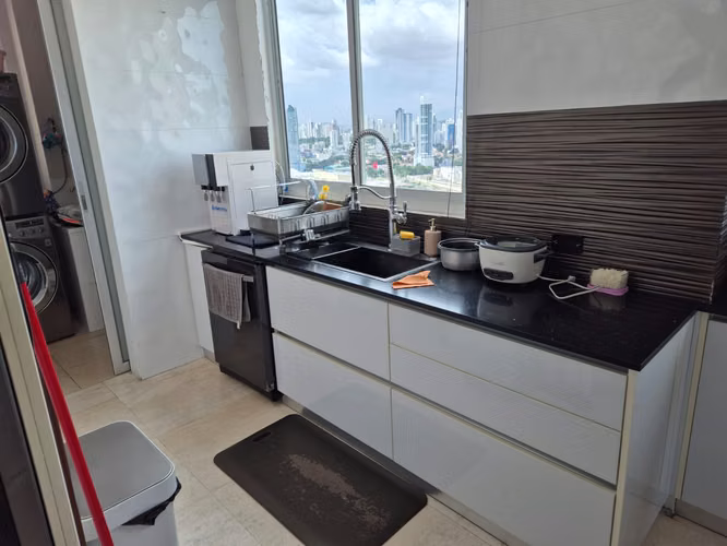 Lujoso Penthouse en Alquiler – Céntrico, Exclusivo y con Vista Inigualable