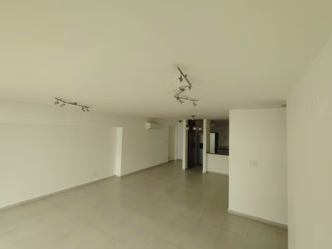 VENTA FRENTE AL MAR | 3 REC + CBE + DEN | OPORTUNIDAD $275,000 Piso Alto | Vista al Mar - Imagen 15