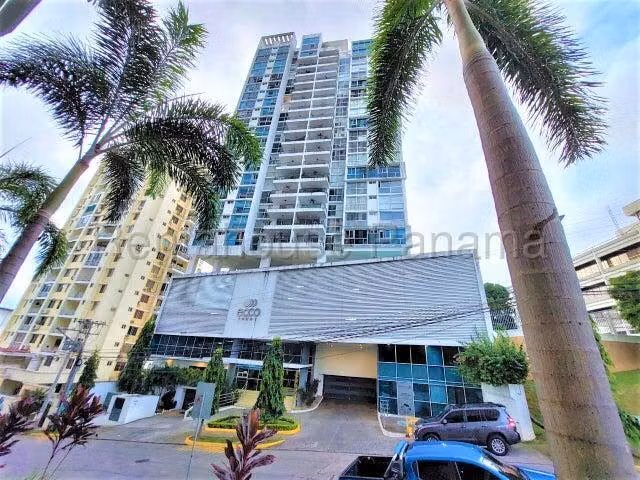 Vendo Apartamento de 112 m² en PH Ecco Tower, Hato Pintado 26-2169GG
