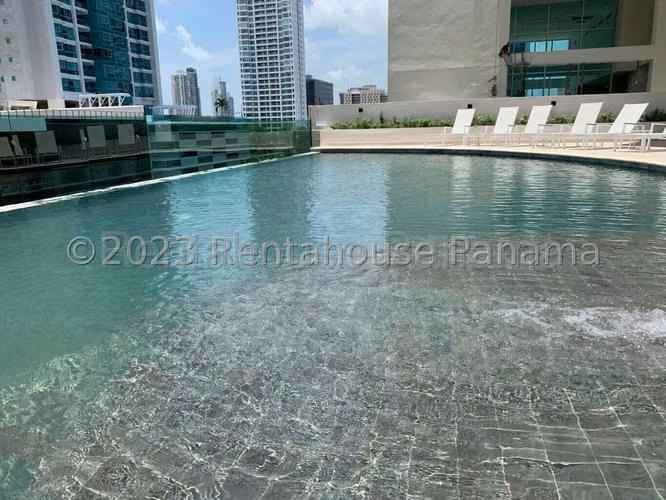 Vendo apartamento en PH Lumiere, Costa del Este  OF 26-7198