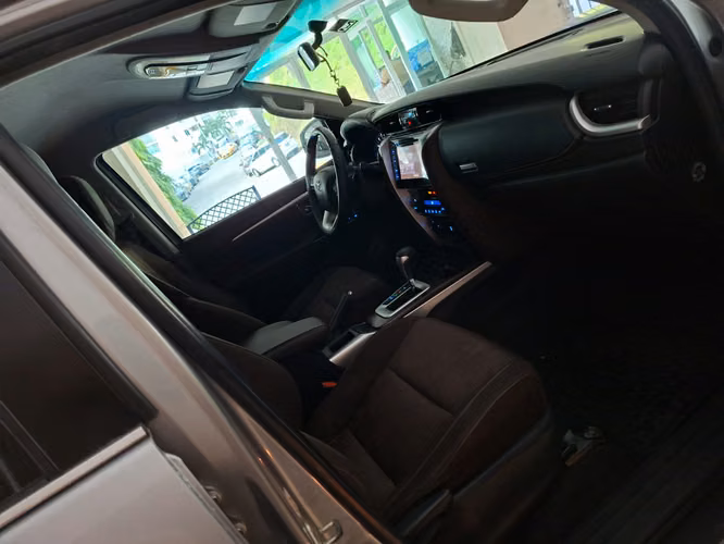 TOYOTA FORTUNER 2017 - Imagen 7
