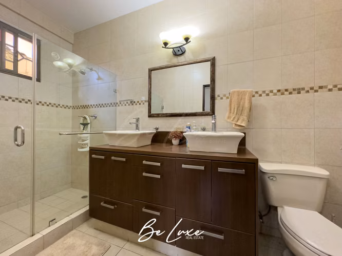 VENTA DE CASA TOTALMENTE INDEPENDIENTE, ANCÓN (5)