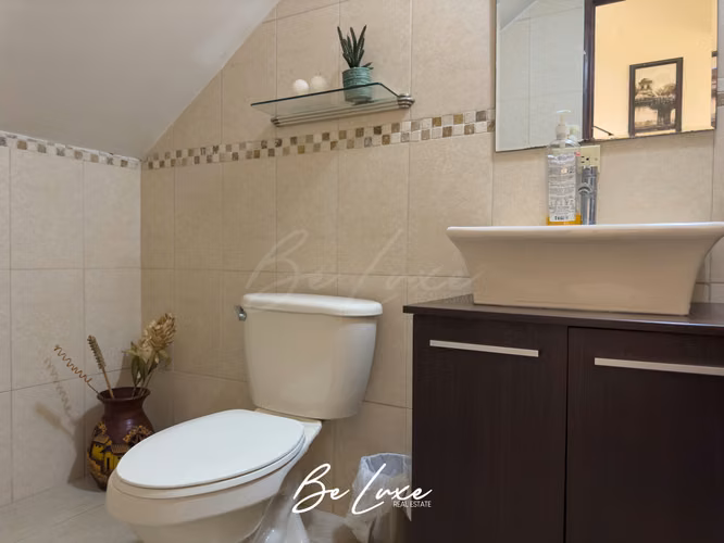 VENTA DE CASA TOTALMENTE INDEPENDIENTE, ANCÓN (5)