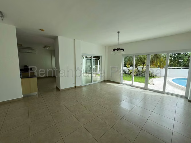 Apartamento en Alquiler en Altos de Panama 26*7223Mfk