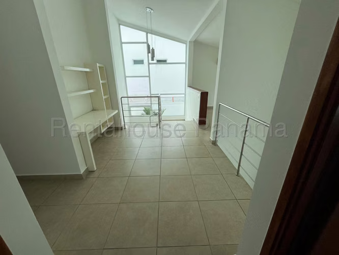 Apartamento en Alquiler en Altos de Panama 26*7223Mfk
