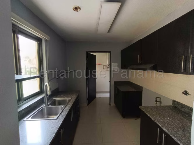 Venta de casa en Panama Pacifico AK - Imagen 4