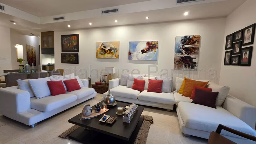 Venta de apartamento en Santa Maria AK