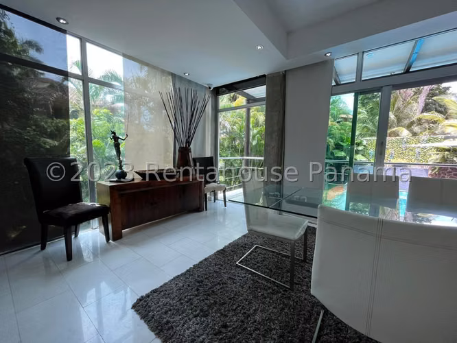 Venta de casa en Albrook AK - Imagen 2
