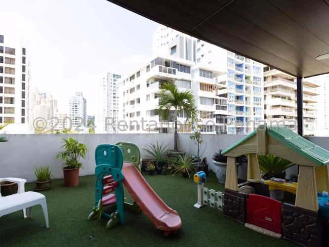 Venta de apartamento en El Cangrejo AK