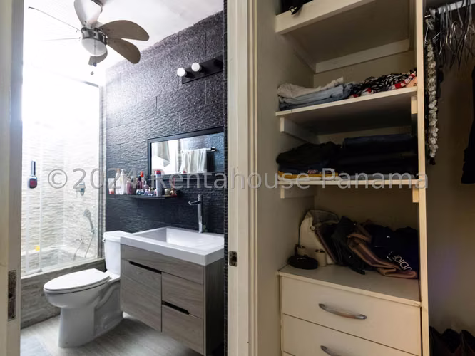 Venta de apartamento en El Cangrejo AK
