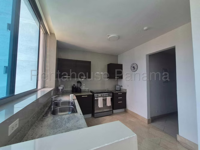 Venta de apartamento en Punta Pacifica AK