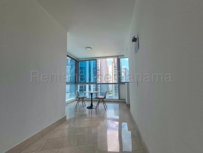 Venta de apartamento en Punta Pacifica AK