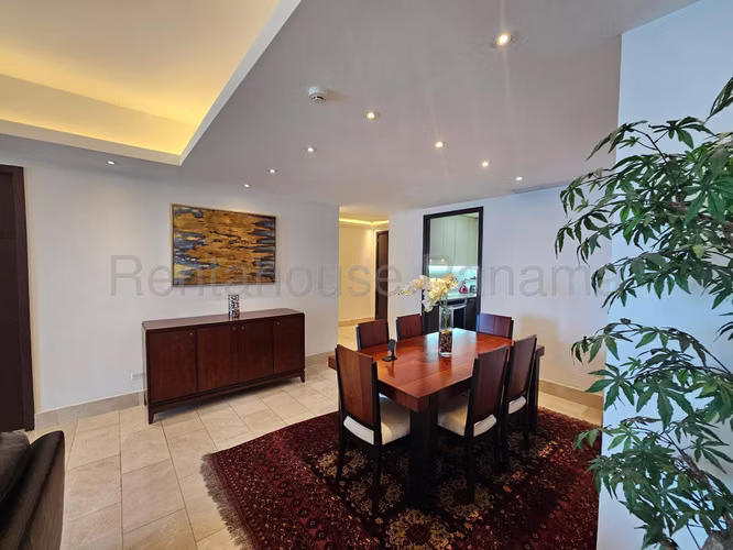 Venta de apartamento en Punta Pacifica AK