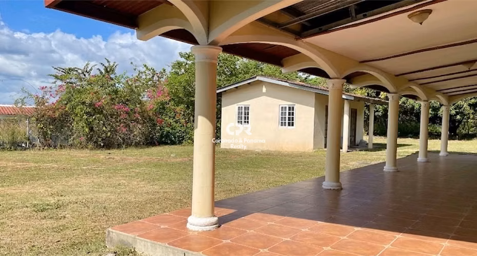 Vendo Casa con Amplio Terreno en Coronado – 2,940 m² – Plano – Céntrico – $249,000.00 - Imagen 5