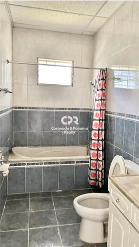 Vendo Casa con Amplio Terreno en Coronado – 2,940 m² – Plano – Céntrico – $249,000.00 - Imagen 13