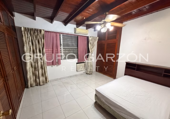 Venta de casa de 1 piso en Obarrio (Residencial con uso comercial vecinal 1R5) - Imagen 13