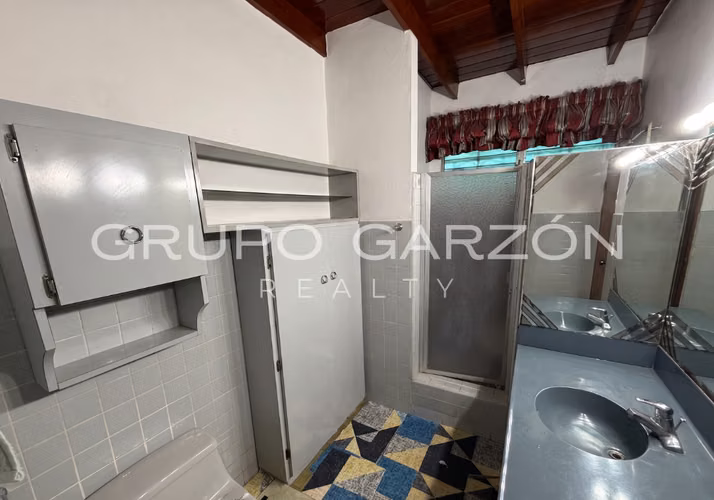 Venta de casa de 1 piso en Obarrio (Residencial con uso comercial vecinal 1R5) - Imagen 17