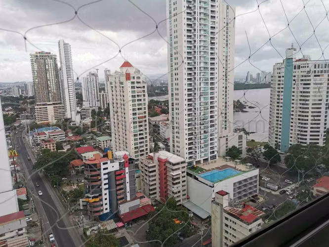 Se Vende Apartamento en San Francisco YDU