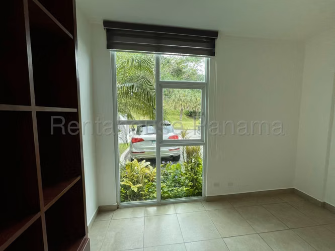 ALQUILER DE CASA EN CASA HORIZONTES ALTOS DE PANAMA HQ