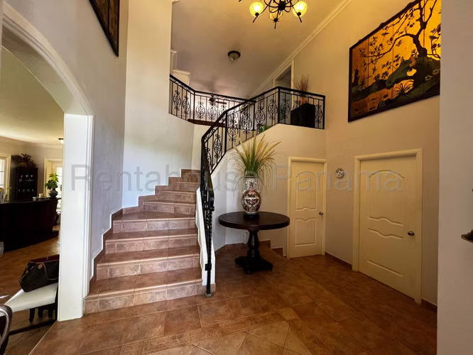 ALQUILER DE CASA EN COSTA BAY COSTA DEL ESTE HQ