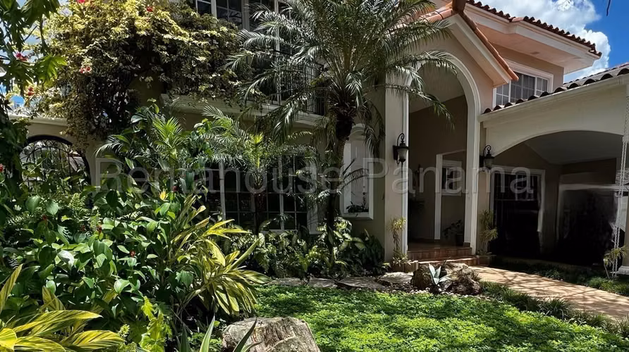 ALQUILER DE CASA EN COSTA BAY COSTA DEL ESTE HQ