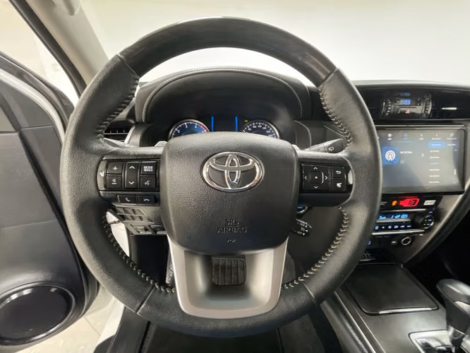 TOYOTA FORTUNER - 2025 - TFXX - Automarket - Imagen 6