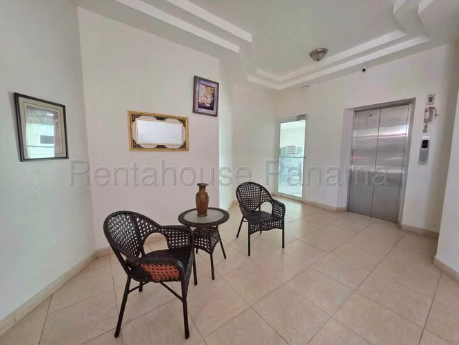 Vendo Apartamento de 104 m² en PH Plaza Camino Real de Betania 26-6523GG