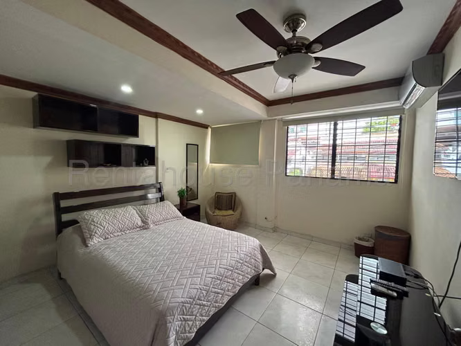 Vendo Casa de 350 m² en Betania 26-6553GG