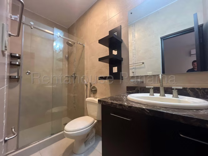 Apartamento en alquiler Clayton EH