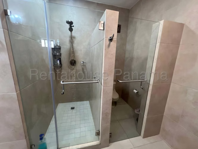 Apartamento en alquiler Clayton EH