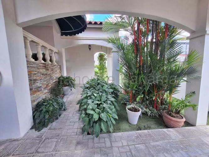 Venta de casa de 260m² en San Francisco, Ecológica 26JSS6495
