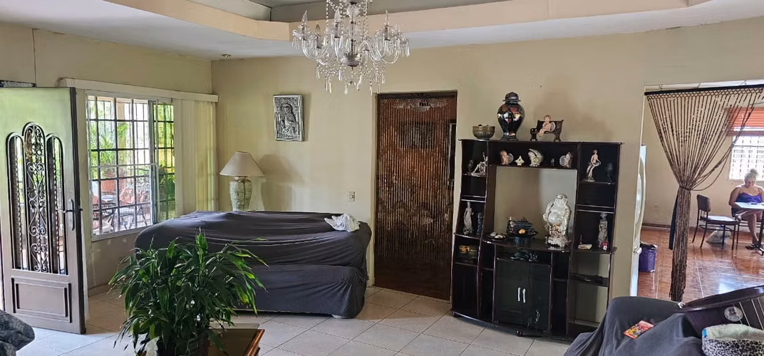Casa en Pacora en venta (3,083m2 de terreno)