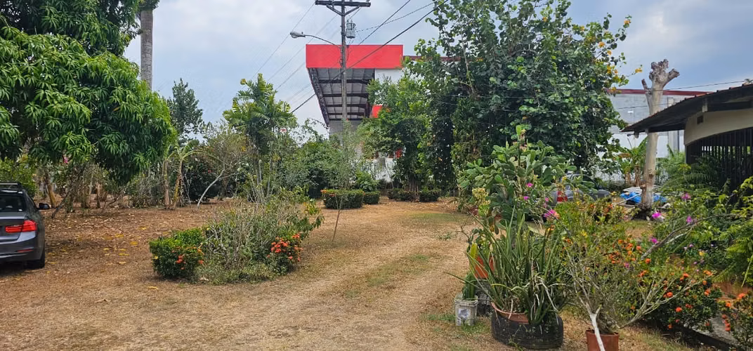 Casa en Pacora en venta (3,083m2 de terreno)