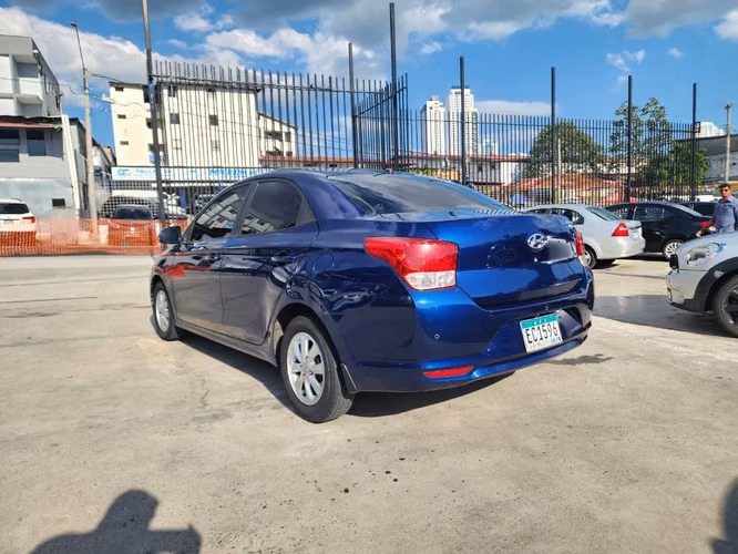 Hyundai Verna 2022 Full Extr - Imagen 4
