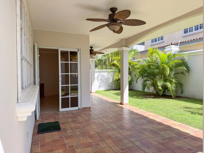 Casa en Rainforest Villas Residencial Las Huacas