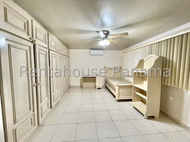 Se Vende Casa en San Francisco LA26-1293