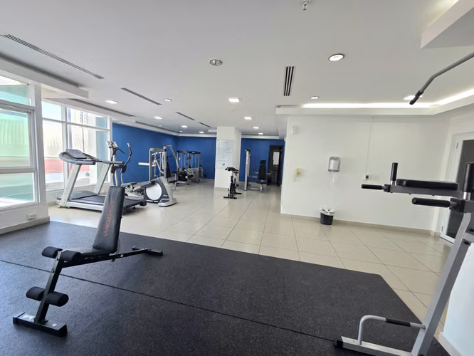 Se vende apartamento 4 recámaras en Kings Park, Condado del Rey