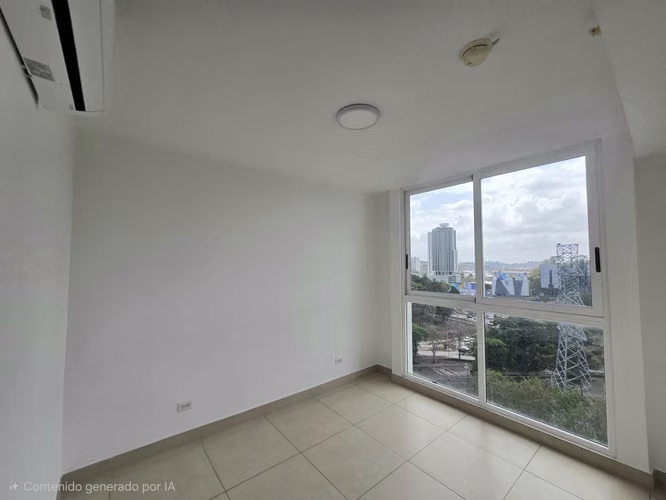 Se vende apartamento 4 recámaras en Kings Park, Condado del Rey