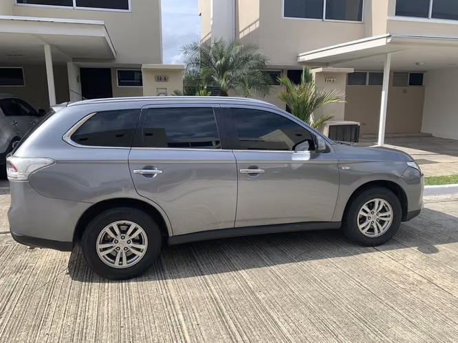 Mitsubishi outlander - Imagen 9