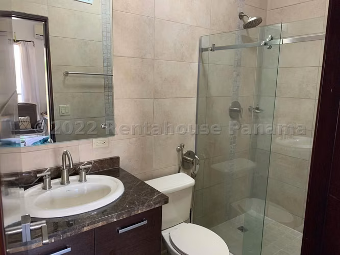 Venta de Apartamento en Clayton Ph Embassy Club Mts2: 150 PD
