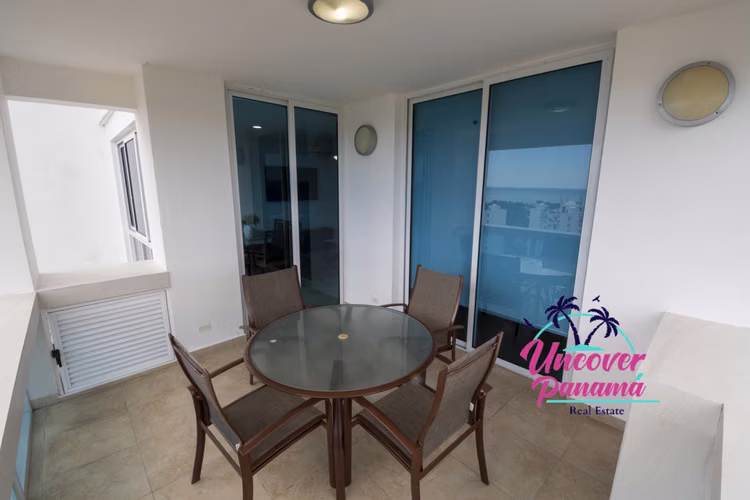 Apartamento de 2 recámaras cerca del mar en Playa Blanca – Founders