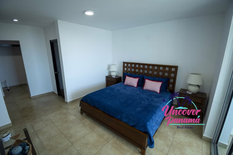 Apartamento de 2 recámaras cerca del mar en Playa Blanca – Founders