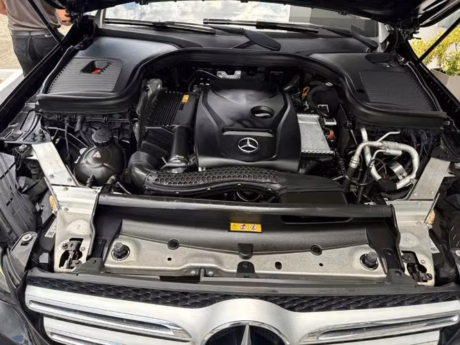 Mercedes Benz GLC250 DEL 2018 COMO NUEVO