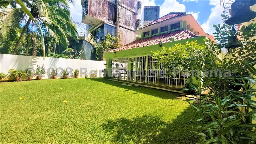 House for sale in La Alameda MS