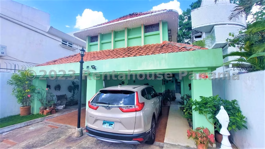 Casa en venta en La Alameda MS