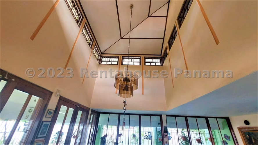 Casa en venta en La Alameda MS