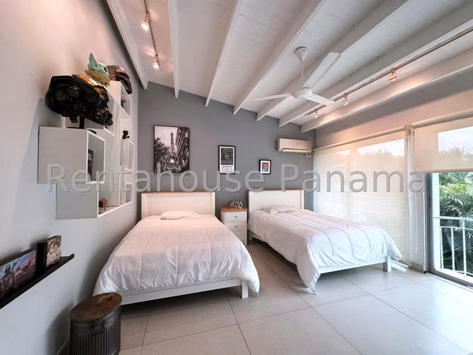Casa En Venta En La Alameda MS
