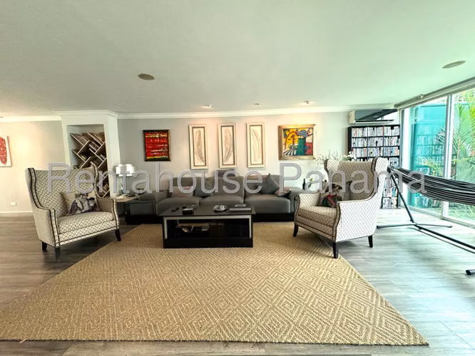 Casa En Venta En La Alameda MS