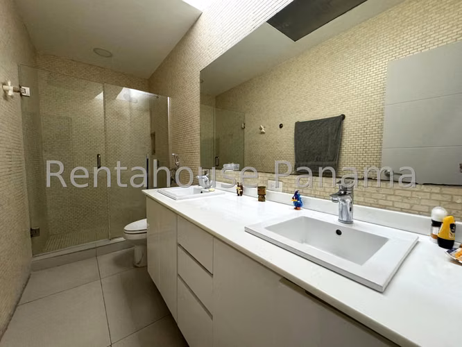 Casa En Venta En La Alameda MS